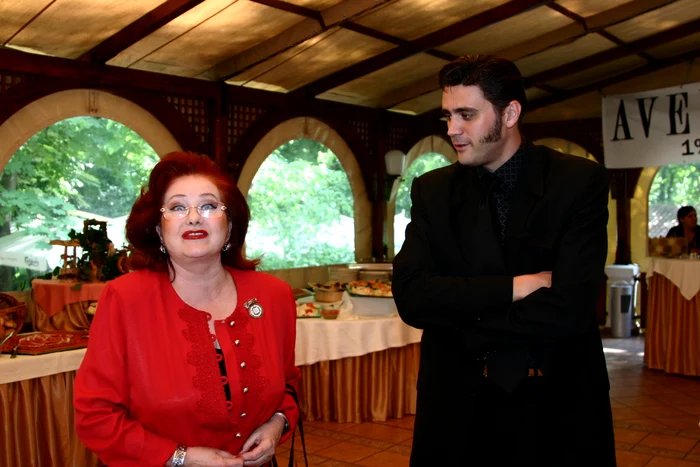 Stela Popescu, alături de fiul Zinei, Cătălin Negreanu