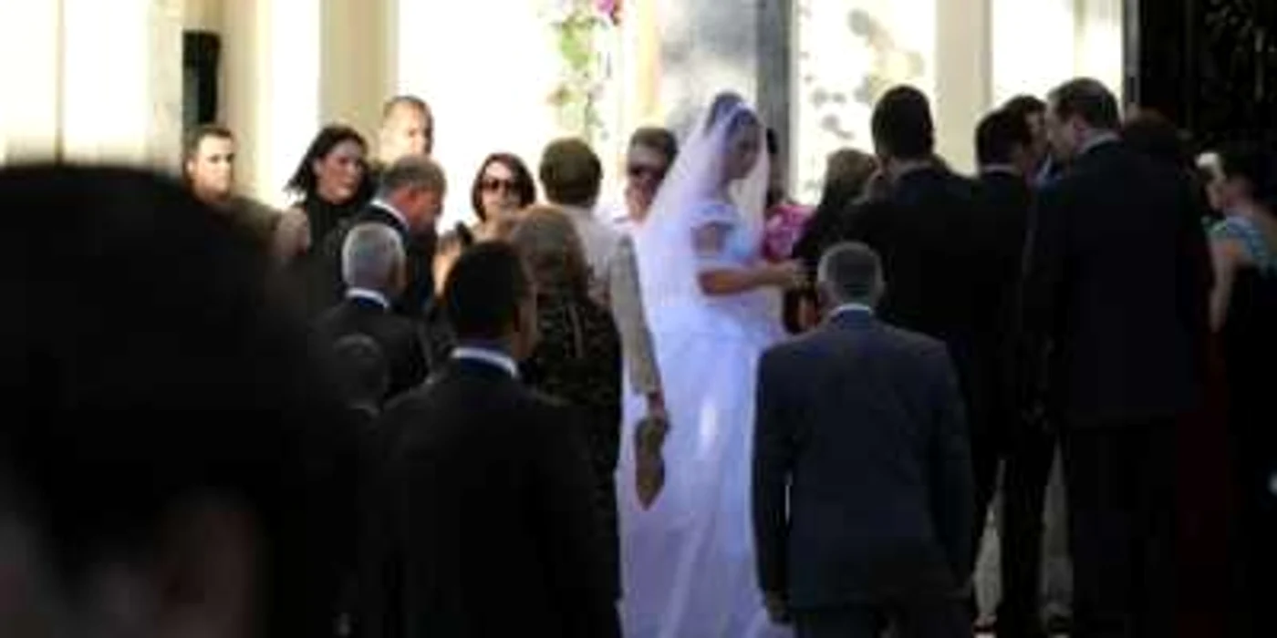 Elena Băsescu, în mijlocul invitaților Foto: Click!