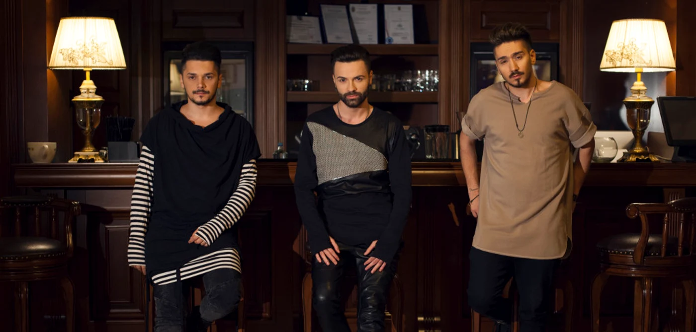 Trupa Last Night a lansat ”Next To You” pe YouTube cu peripeții