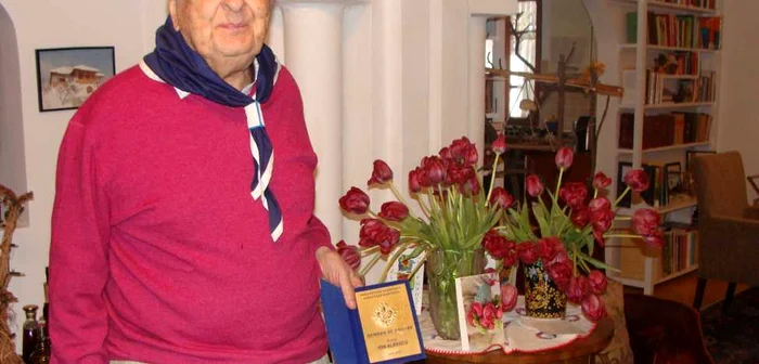 Dr. Ion Albescu, veteranul cercetasilor din Romania