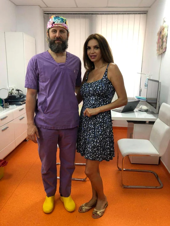 Alături de medicul  estetician  Călin Doboş