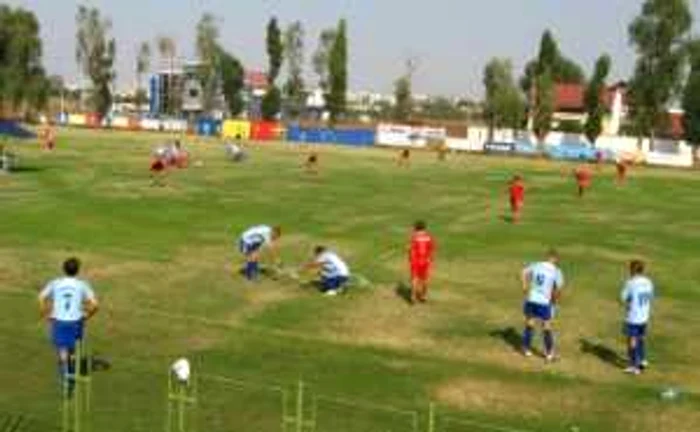 Constanta: Militarii americani vor juca oină pe stadionul de rugby Farul