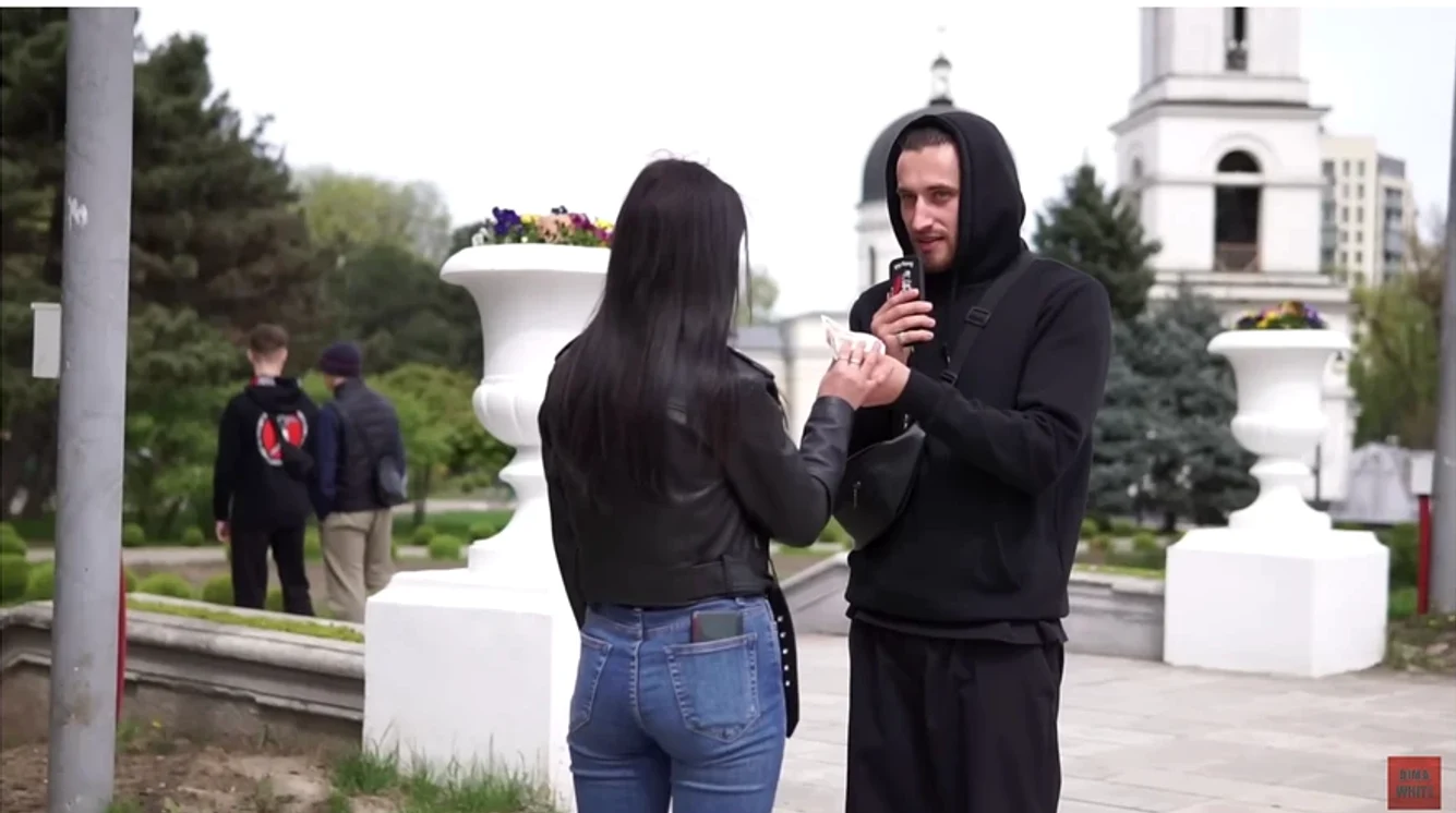 Vloggerul Dima White a fost reținut. FOTO: Youtube.com
