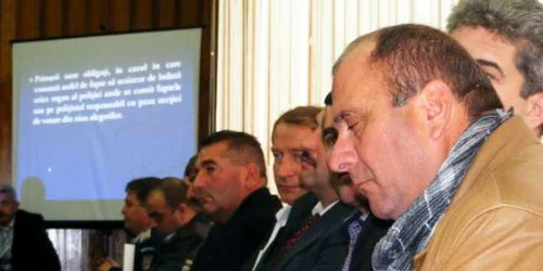 şedinţă la Prefectura Mehedinţi cu primarii din judeţ