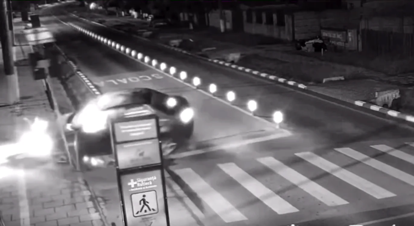 Momentul accidentului. FOTO captură video Info Trafic România