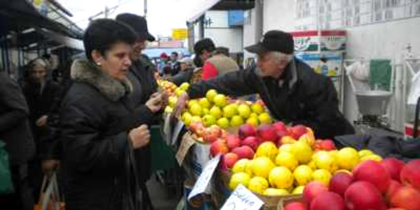 Producătorii sunt hotărâţi să lupte pentru mesele din Piaţa Centrală