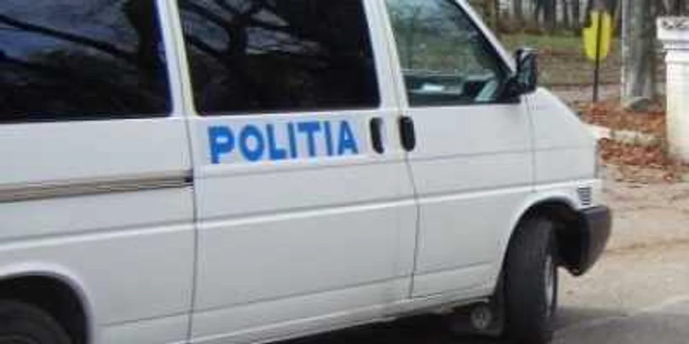 Hunedoara: Minoră căutată de poliţişti