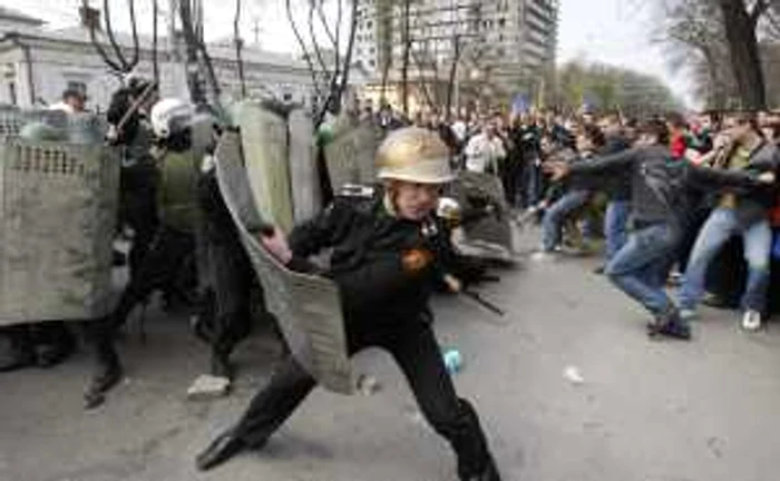 Imagini de la protestele din Chişinău din 7 aprilie 2009