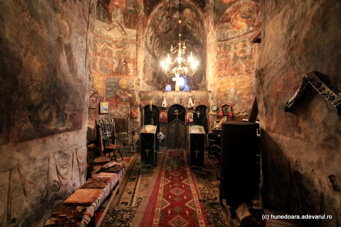biserica medievala din gurasada foto daniel guta adevarul
