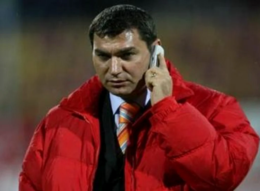 
    Cristi Borcea îşi ţine jucătorii sub observaţie  