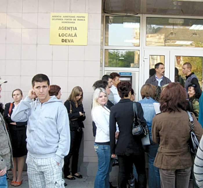Hunedoara: A crescut numărul locurilor de muncă pentru hunedoreni