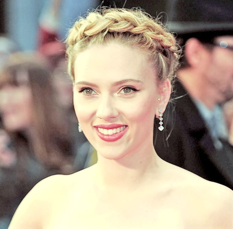 
    Scarlett Johansson  