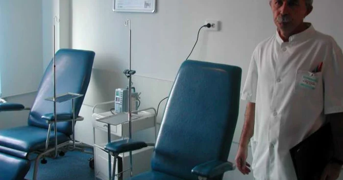 Doctorul Virgil Pătraşcu spune că aparatura va fi de folos bolnavilor din Oltenia.