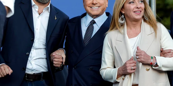 Berlusconi Salvini Meloni foto EPA EFE jpg