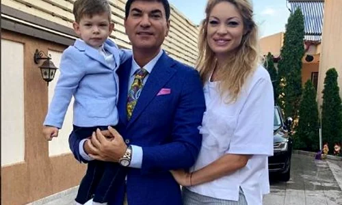 Valentina Pelinel Cristi Borcea prima zi de gradinita Milan Cristian 2 jpeg