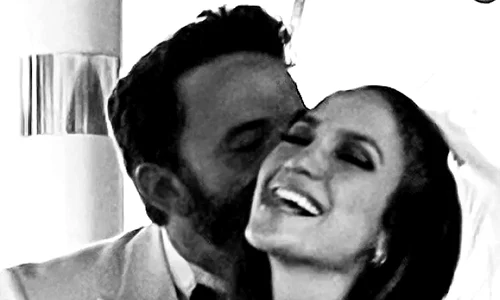 Jennfier Lopez si Ben Affleck s au casatorit (1) jfif