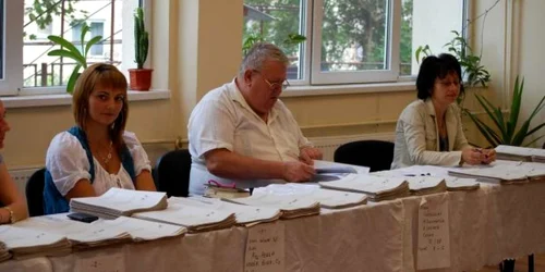 Listele trebuie reactualizate până în 27 august