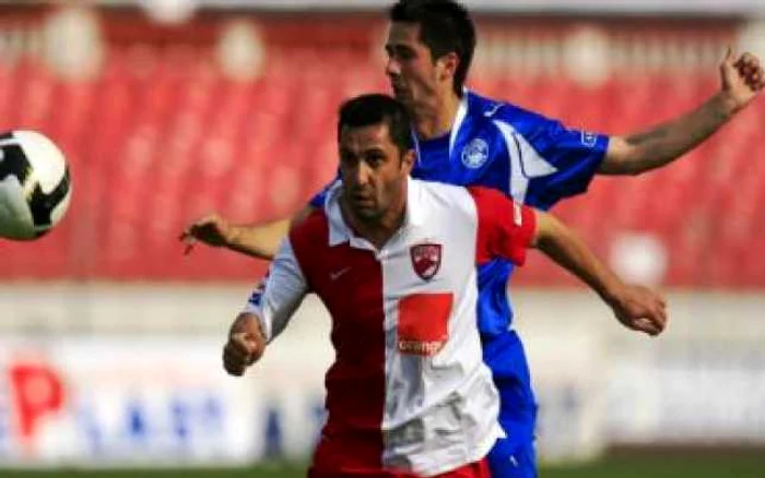 FOTBAL: Dinamo - Rapid, 1-1 / (Niculescu '88 / Ioniţă '1)