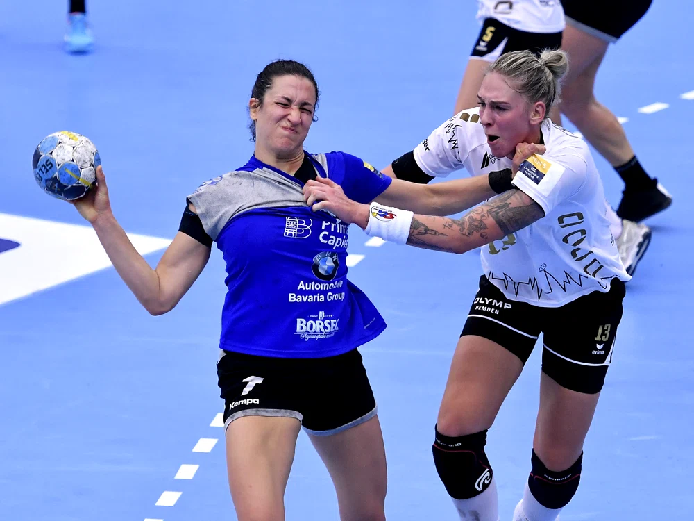 Andrea Lekic a marcat 37 de goluri pentru CSMB în prima fază a Ligii CampionilorFoto: Sport Pictures