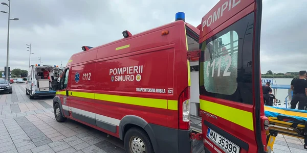 salvare echipaj   explozie petrolier  FOTO IGSU2 jpg