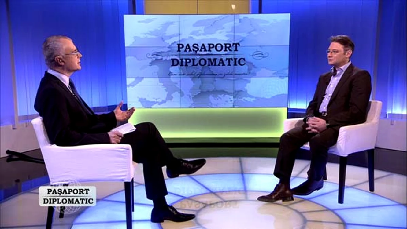 Schimb de ştafetă la “Paşaport diplomatic”foto: Digi 24