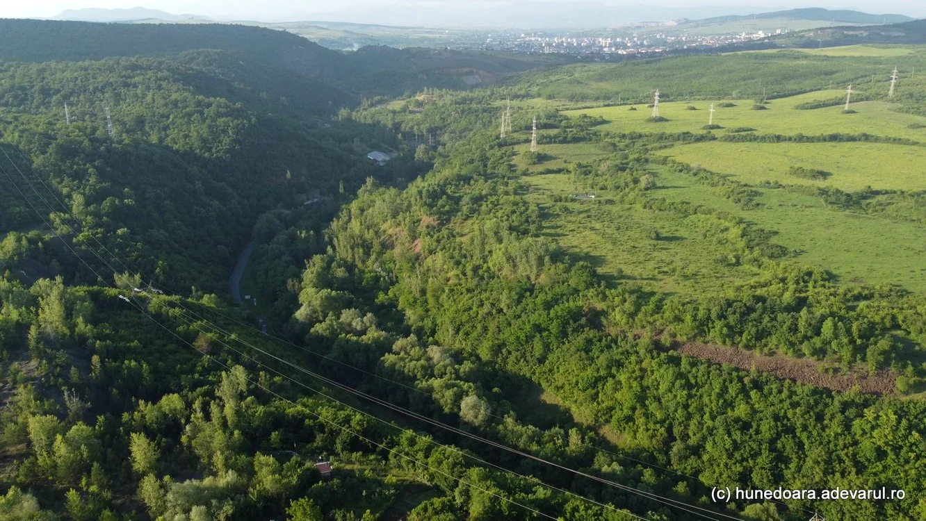 Drumul ar lega județele Gorj și Hunedoara / foto: Daniel Guță