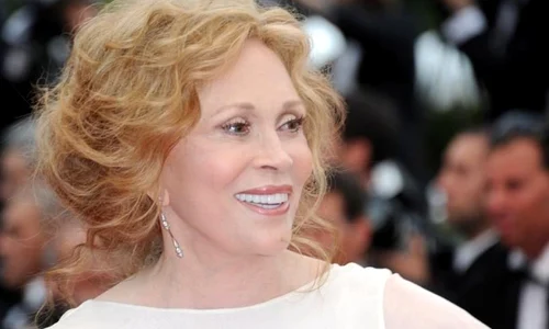 Dincolo de faimă! Totul despre Faye Dunaway, Bonnie cea cu vino ncoa! jpeg