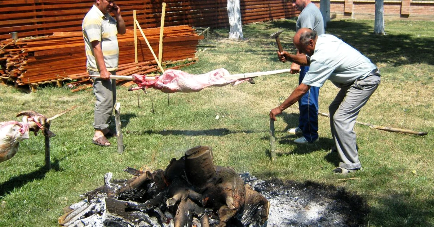 Berbecul sacrificat astăzi îi vindecă pe cei bolnavi