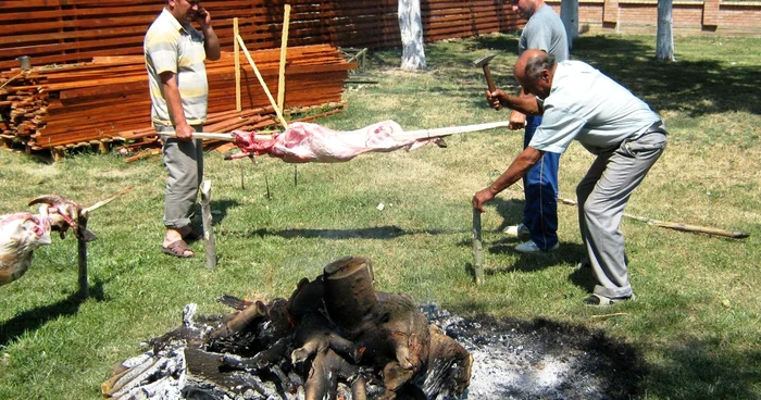 Berbecul sacrificat astăzi îi vindecă pe cei bolnavi