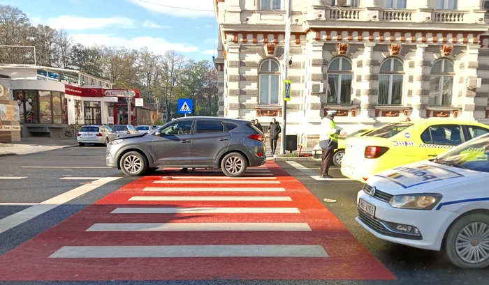 Foarte mulți greșesc această întrebare de la școala de șoferi / foto: arhiva