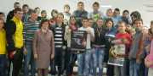 Elevii au învăţat cum să se ferească de probleme