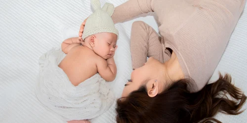 Mama- bebelus - shutterstock 