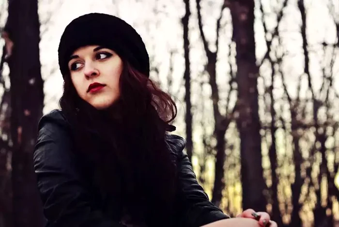 
    Roxana Elena Boghian era mereu în primele rânduri la concerte, încercând să prindă cele mai bune cadrefoto: Arhiva Personală  