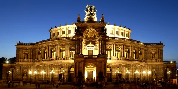 Noaptea c Semperoper Matthias Creutziger jpg