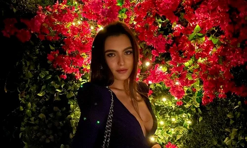 1 alexia eram sexy topless dezbracata in dubai cu mario fresh versace 7 jpg jpeg