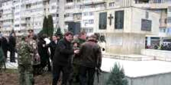 Botoşani: Militarului i s-a făcut rău în faţa monumentului eroilor căzuţi în al II lea război mondial