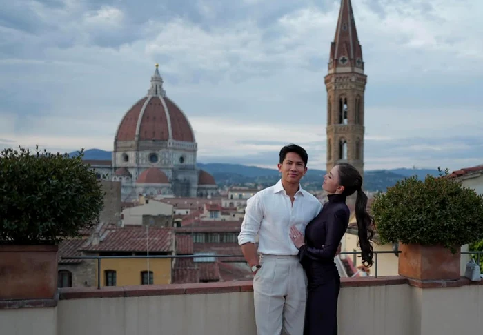 Prințul Mateen și soția, Instagram (2) png