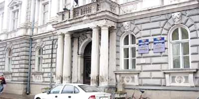 Cazul este instrumentat de procurorii de la Parchetul pe lângă Tribunalul Satu Mare