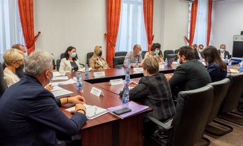 raluca turcan discutie despre meseriile vechi si noi jpeg