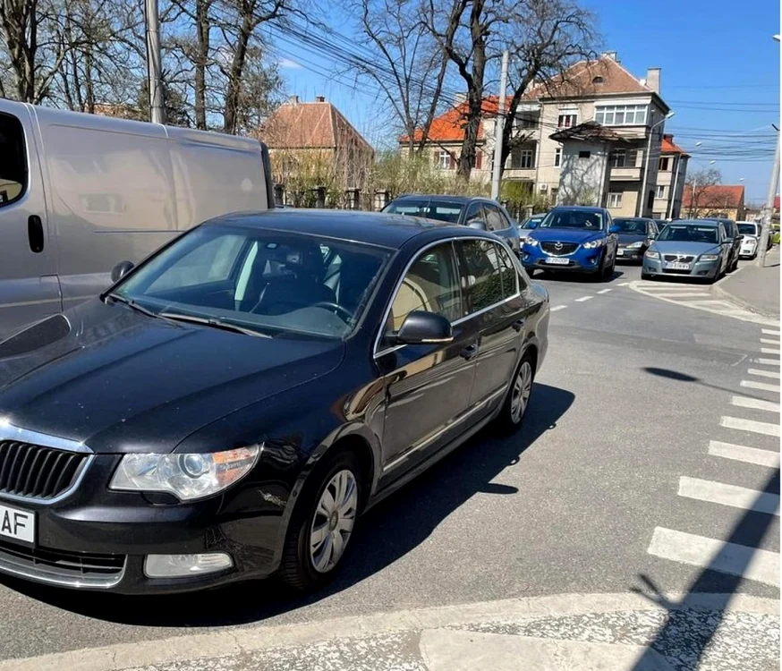 Cum se parchează în Sibiu Foto Marian Andrei