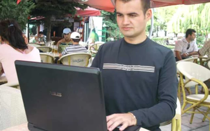 Bacău: Internetul fără fir este inclus în meniul zilei