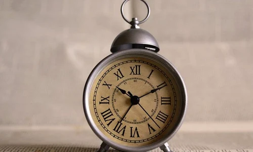 Şcolile britanice renunţă la ceasurile de tip analog jpeg