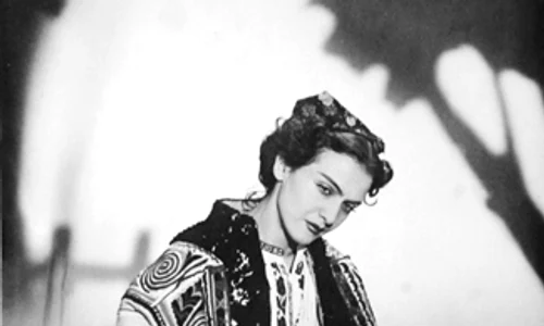 Maria Tănase a fost supranumită nu doar „pasărea măiastră a cântecului românesc”, ci și „Edith Piaf a României” jpeg