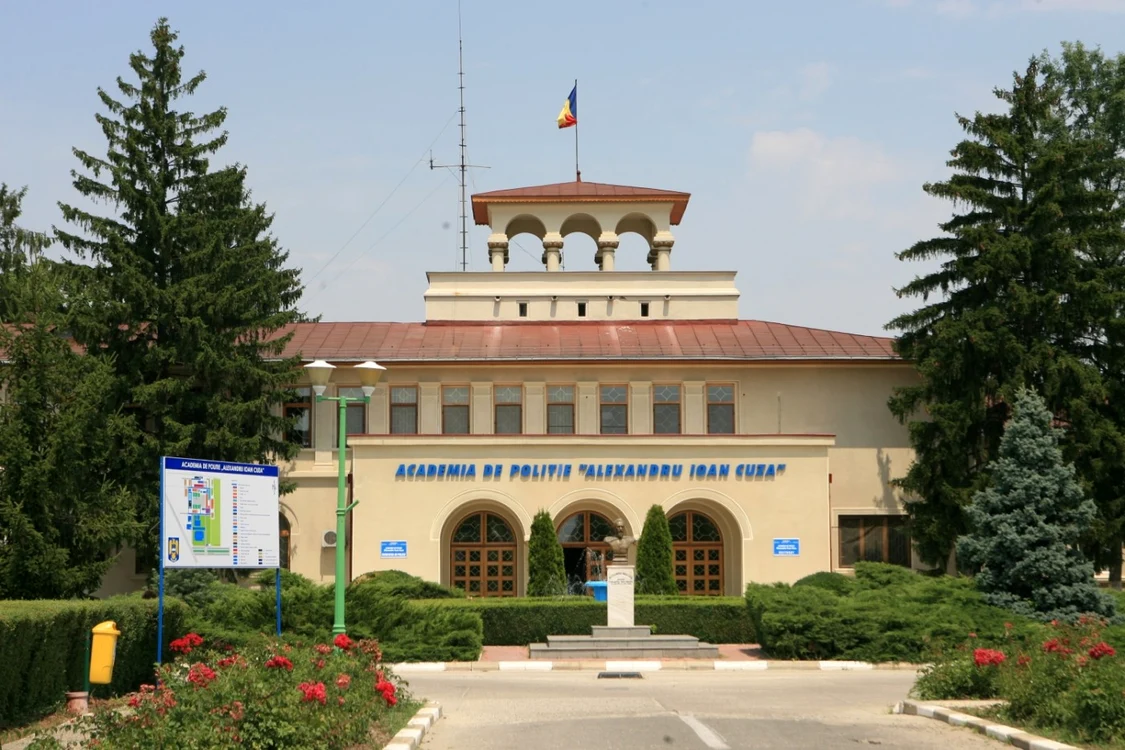 La Academia de Poliţie se susţin probele sportive de către candidaţii din Călăraşi FOTO Adevărul