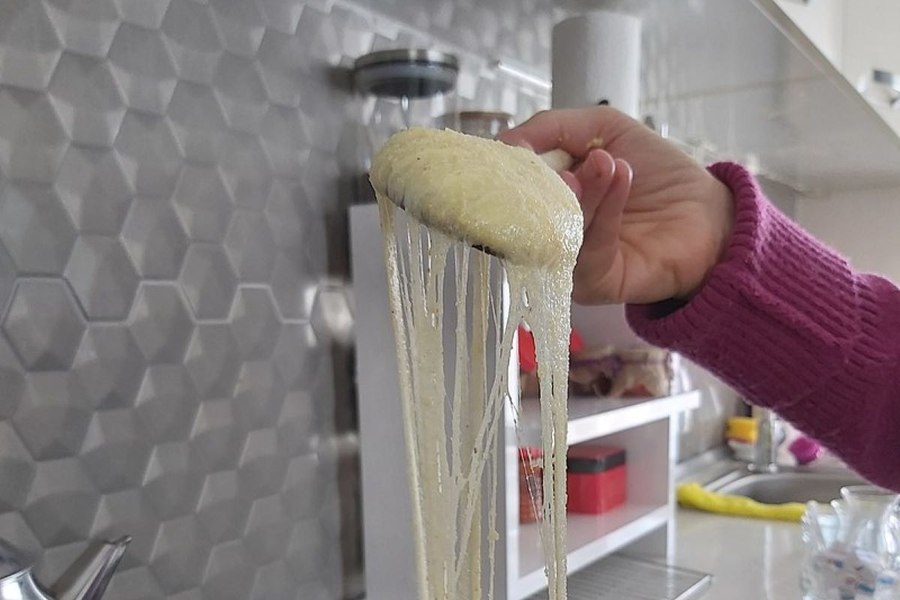 Cum faci cea mai bună mămăligă turcească cu brânză. Cum îți dai seama că este gătită bine