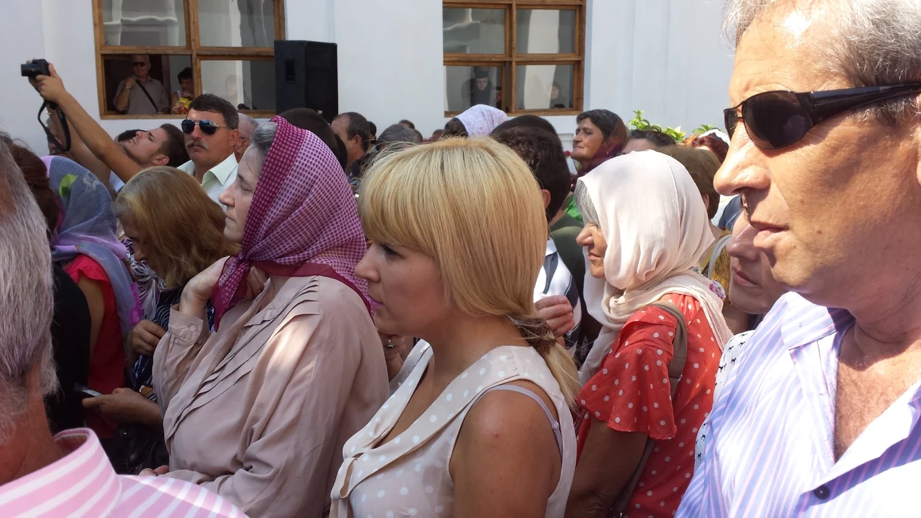Elena Udrea a participat la toată slujba