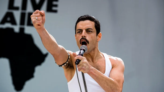 Rami Malek l-a readus pe Freddie Mercury la viaţă în filmul biografic Boheman Rhapsody 