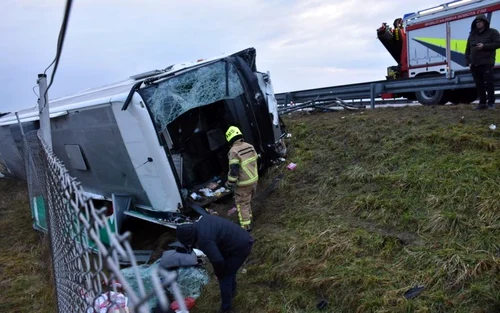 Autocar cu români răsturnat în Slovenia FOTO sobotainfo.com