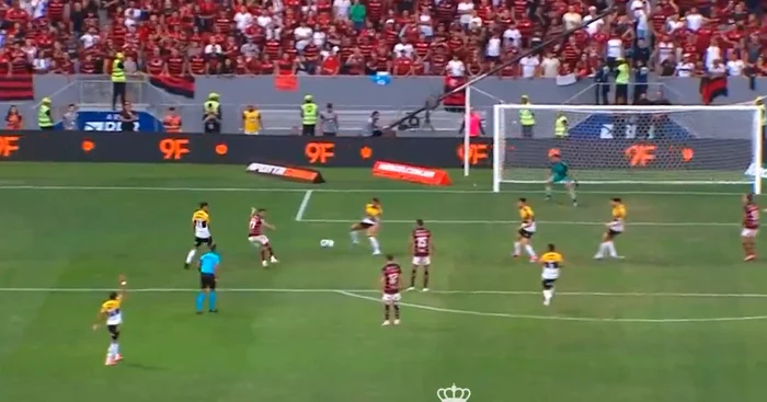 Faza în urma căreia Flamengo a obținut lovitura de la 11 metri. Captură X