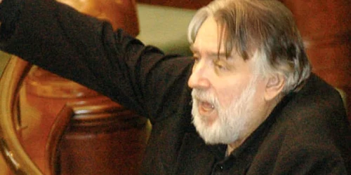 La tribuna Senatului, în aprilie 2007